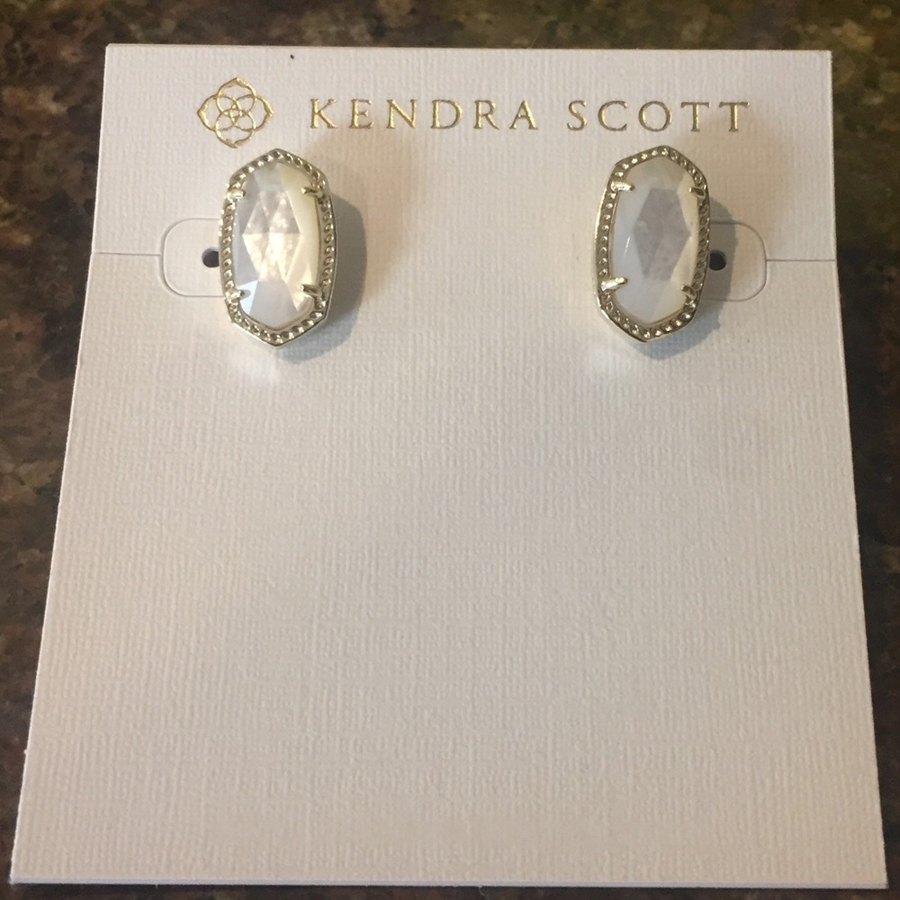 kendra scott stud earrings